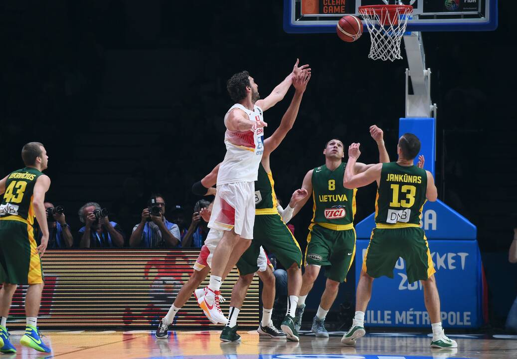 Europos čempionato finalas: Lietuva - Ispanija 63:80