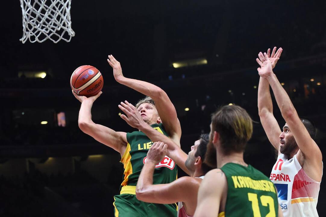 Europos čempionato finalas: Lietuva - Ispanija 63:80