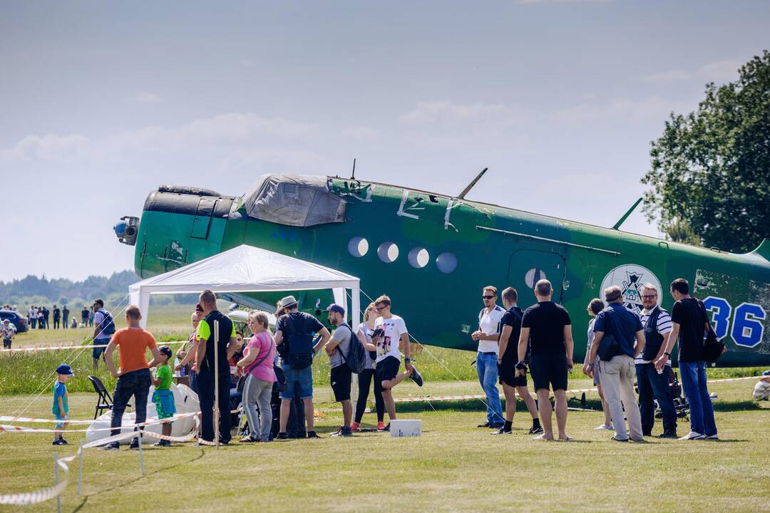 Pirmasis dronų festivalis