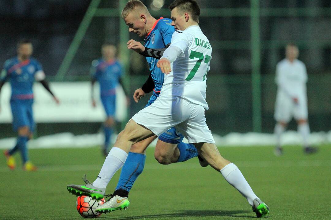 Lietuvos futbolo A lyga: „Kauno Žalgiris“– Kauno „Stumbras“ 1:2.