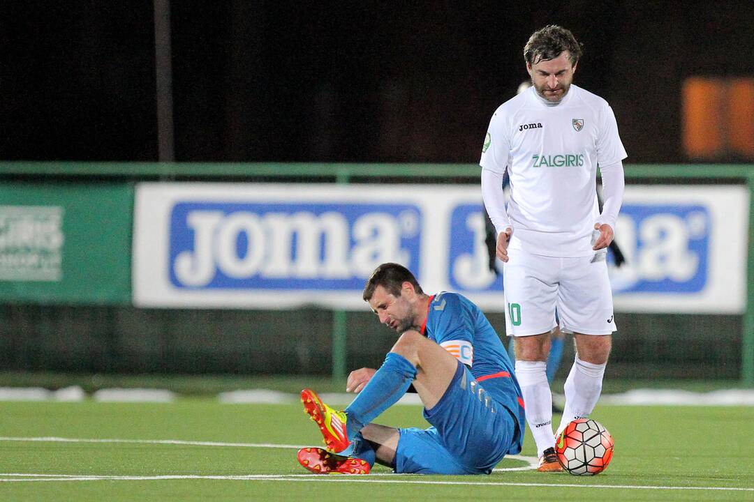 Lietuvos futbolo A lyga: „Kauno Žalgiris“– Kauno „Stumbras“ 1:2.