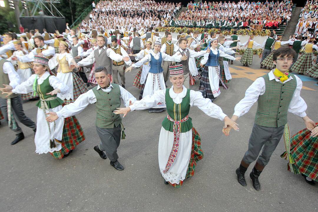 Kauno dainų ir šokių šventė