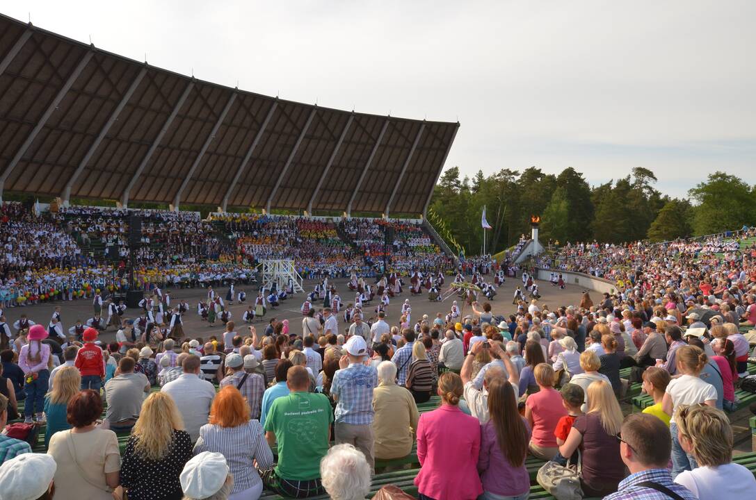Gausiai: Lietuvos vakarų krašto dainų šventėje pasirodys daugiau nei 7 000 dalyvių.