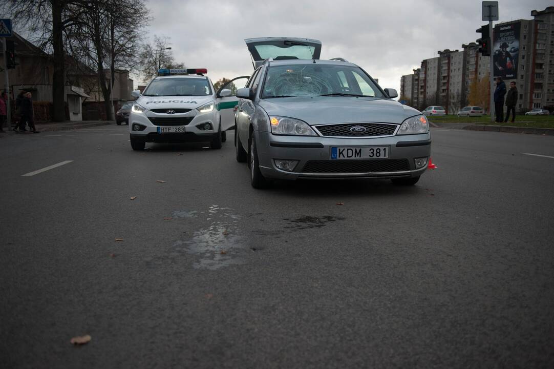 Žemaičių pl. pėsčiųjų perėjoje partrenkta moteris