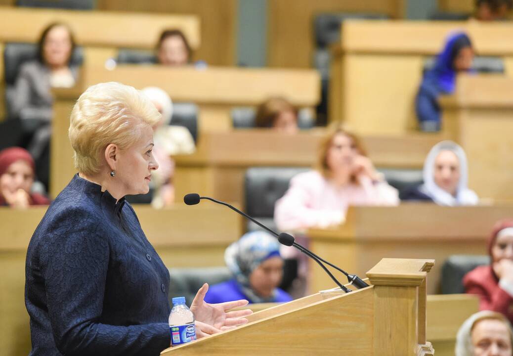 Prezidentė dalyvauja konferencijoje apie moterų teises