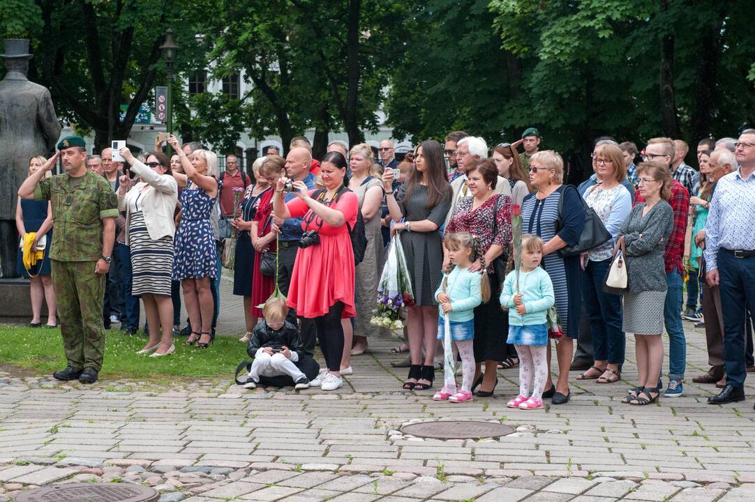 Prisiekė nauja karininkų laida