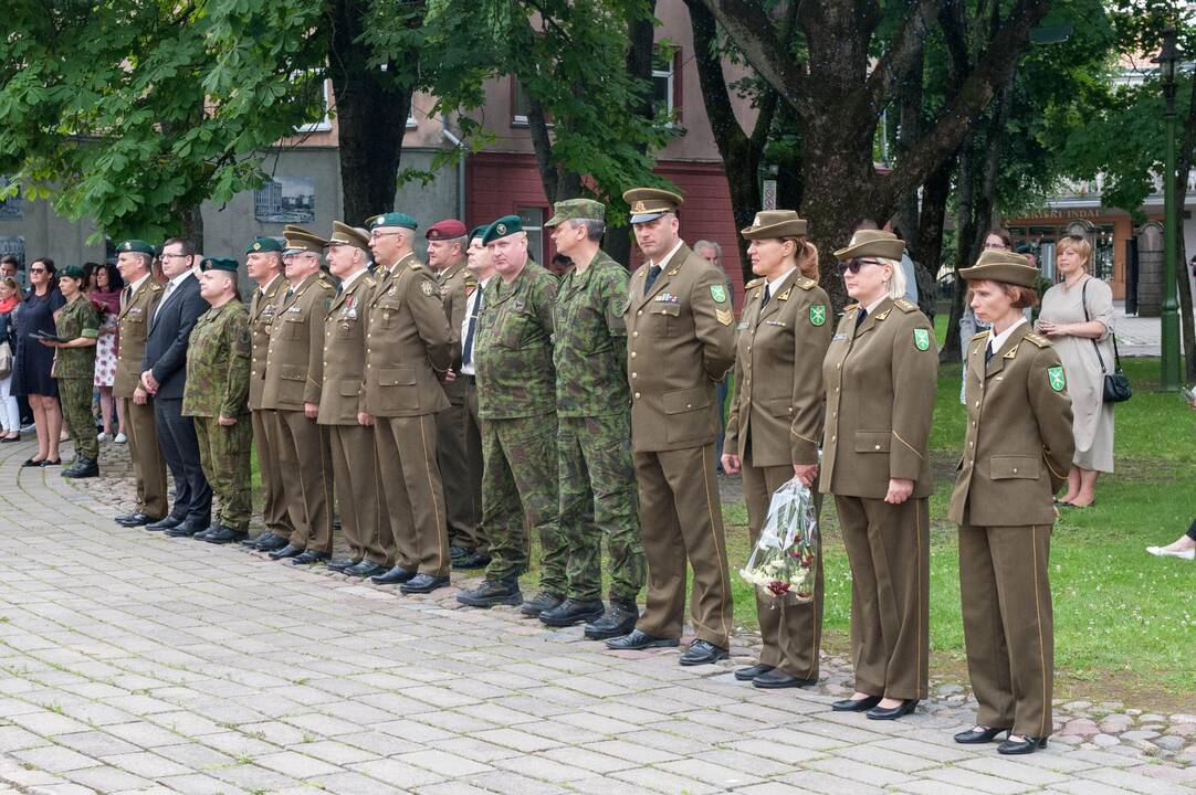 Prisiekė nauja karininkų laida