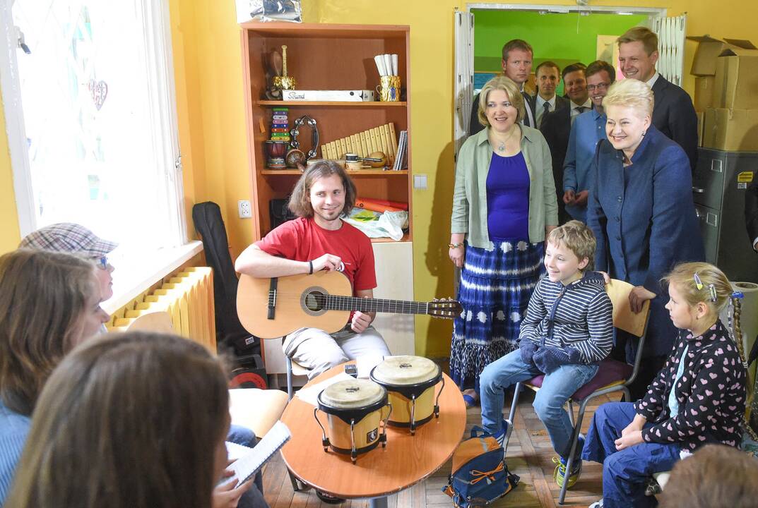 Prezidentė lankėsi jaunimo centre ,,Žalianamis“