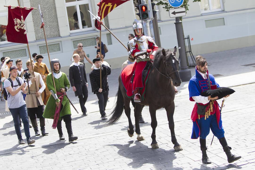 Z. Vazos proginių monetų pristatymas