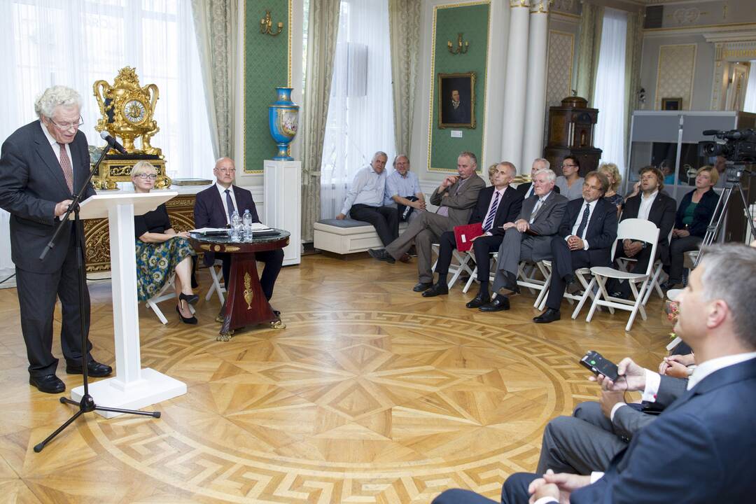 Premijų teikimo ceremonija