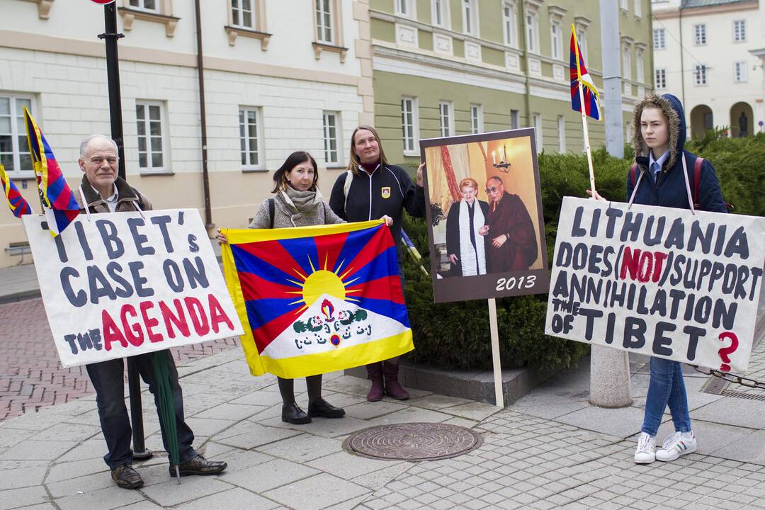 Kinijos parlamento vadovo vizitas Lietuvoje