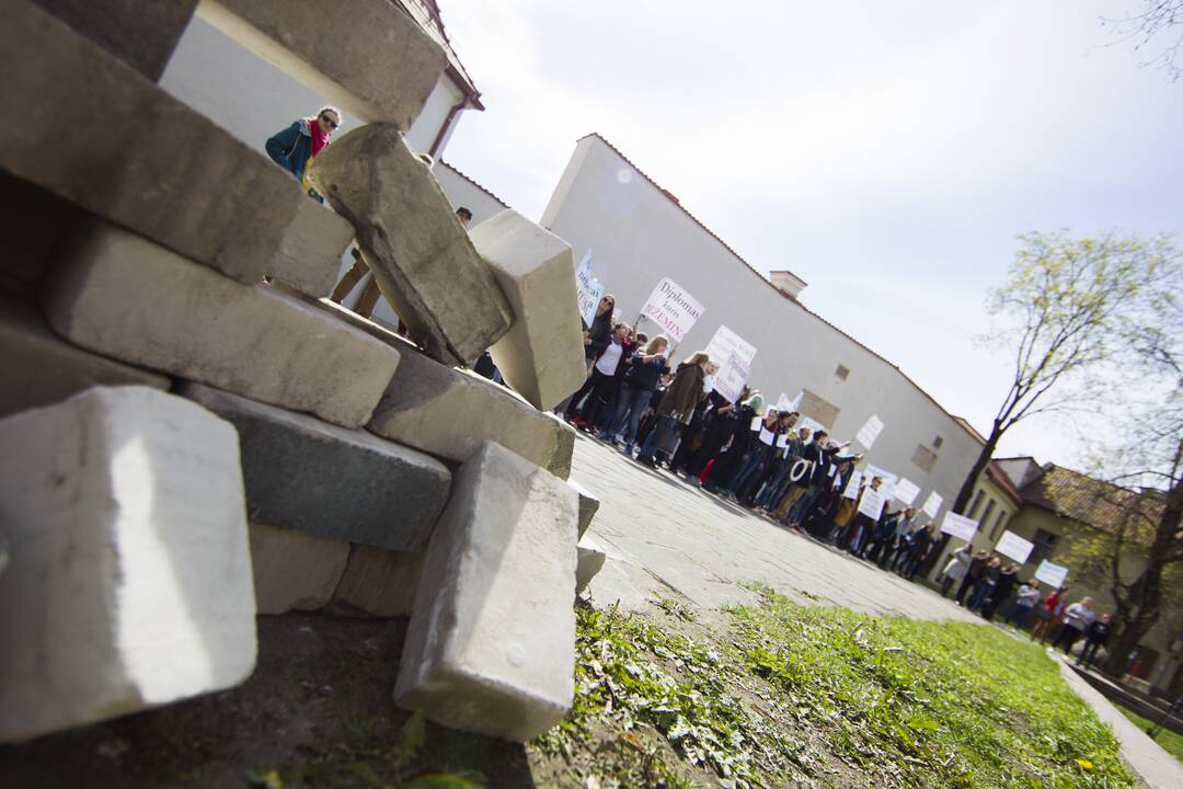 Edukologijos universiteto studentai surengė piketą