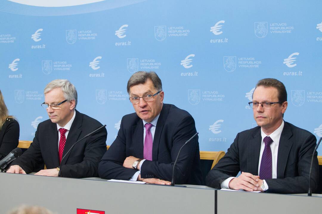 Spaudos konferencija dėl euro įvedimo Lietuvoje