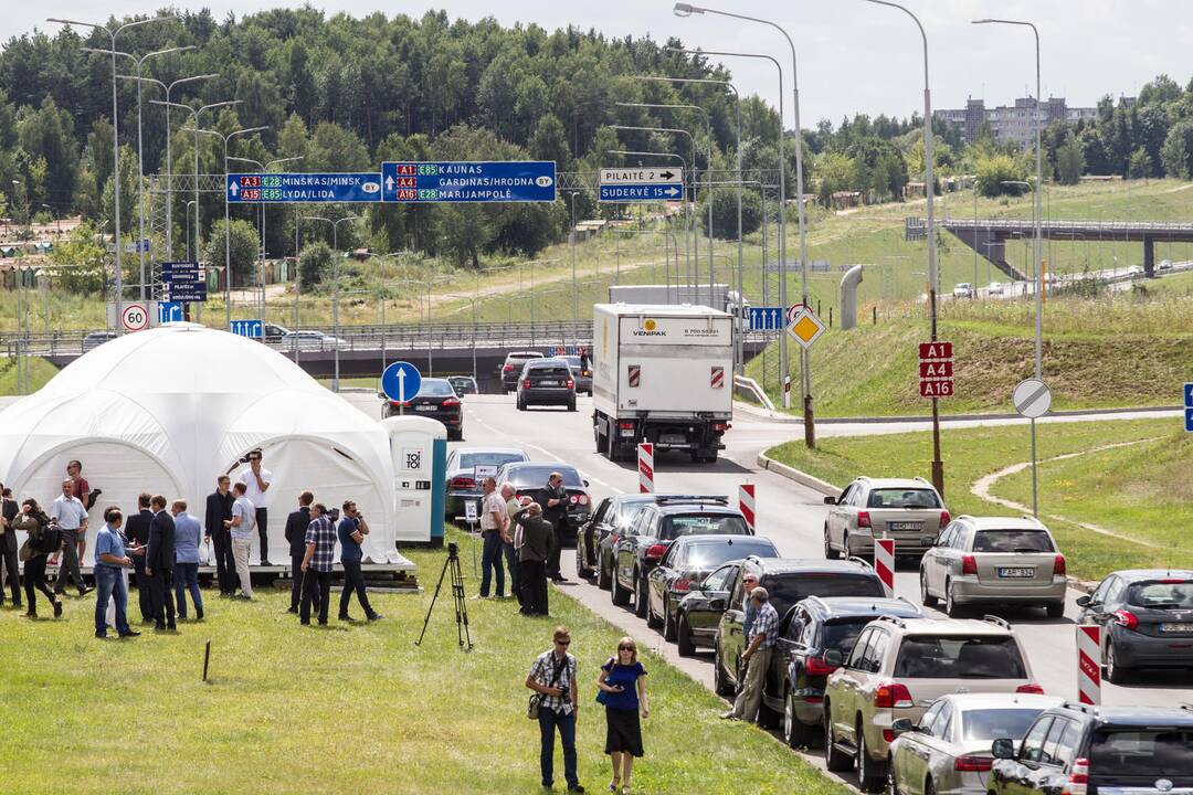 Pajudėjo Vilniaus aplinkkelio darbai