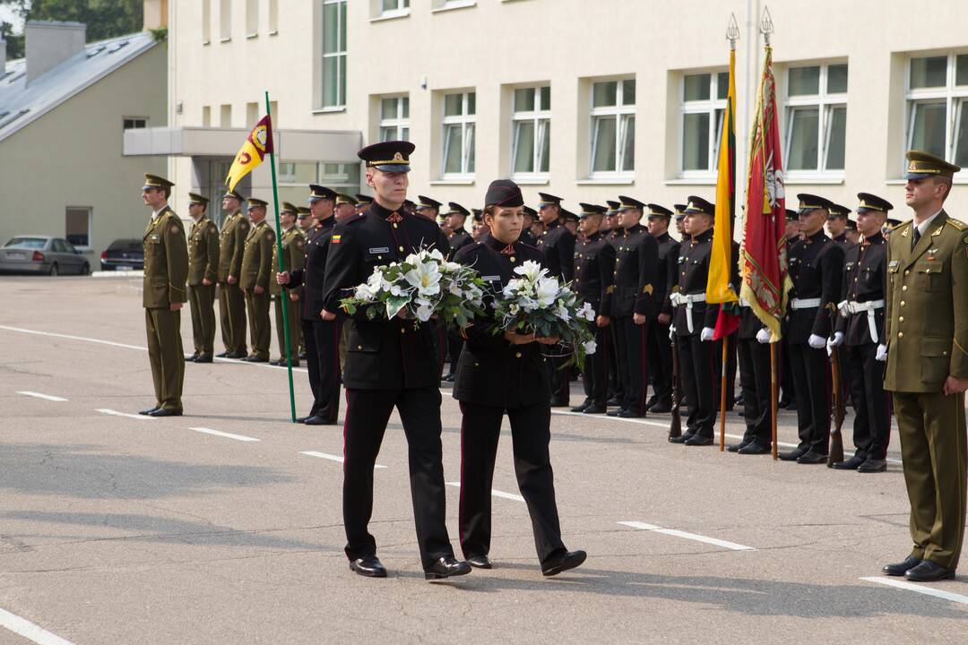 Kariūnai pradėjo mokslo metus