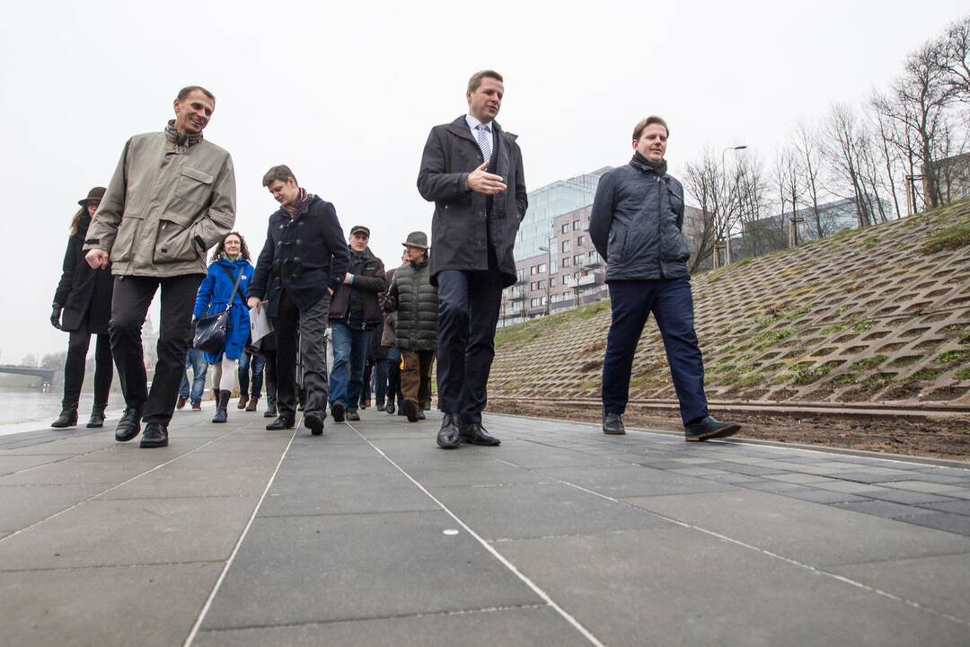 Suremontuoti pirmieji 500 metrų Neries krantinės