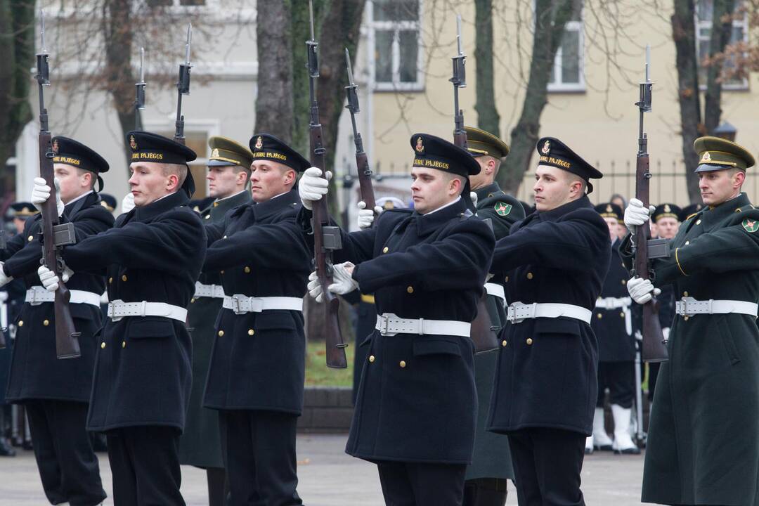 Garbės sargybos kuopos įkūrimo metinių minėjimas