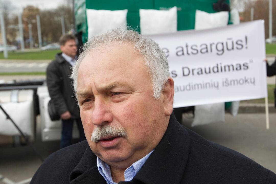 Vežėjai rinkosi į protesto akciją