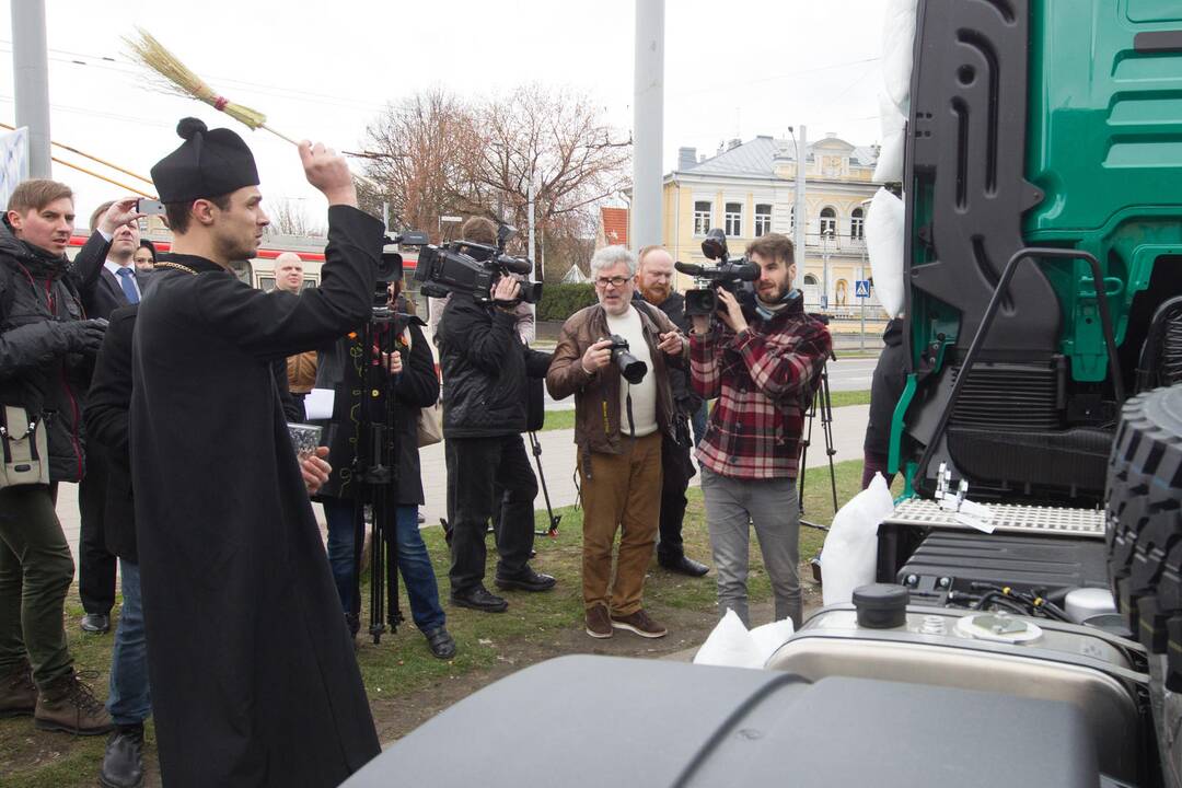 Vežėjai rinkosi į protesto akciją