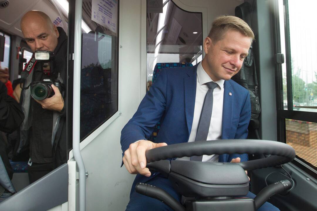 Į Vilniaus gatves išvažiuoja nauji autobusai