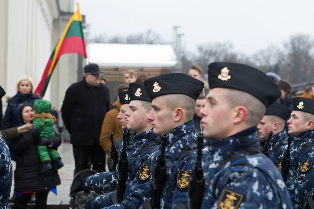 Iškilminga kariuomenės dienos rikiuotė Vilniuje