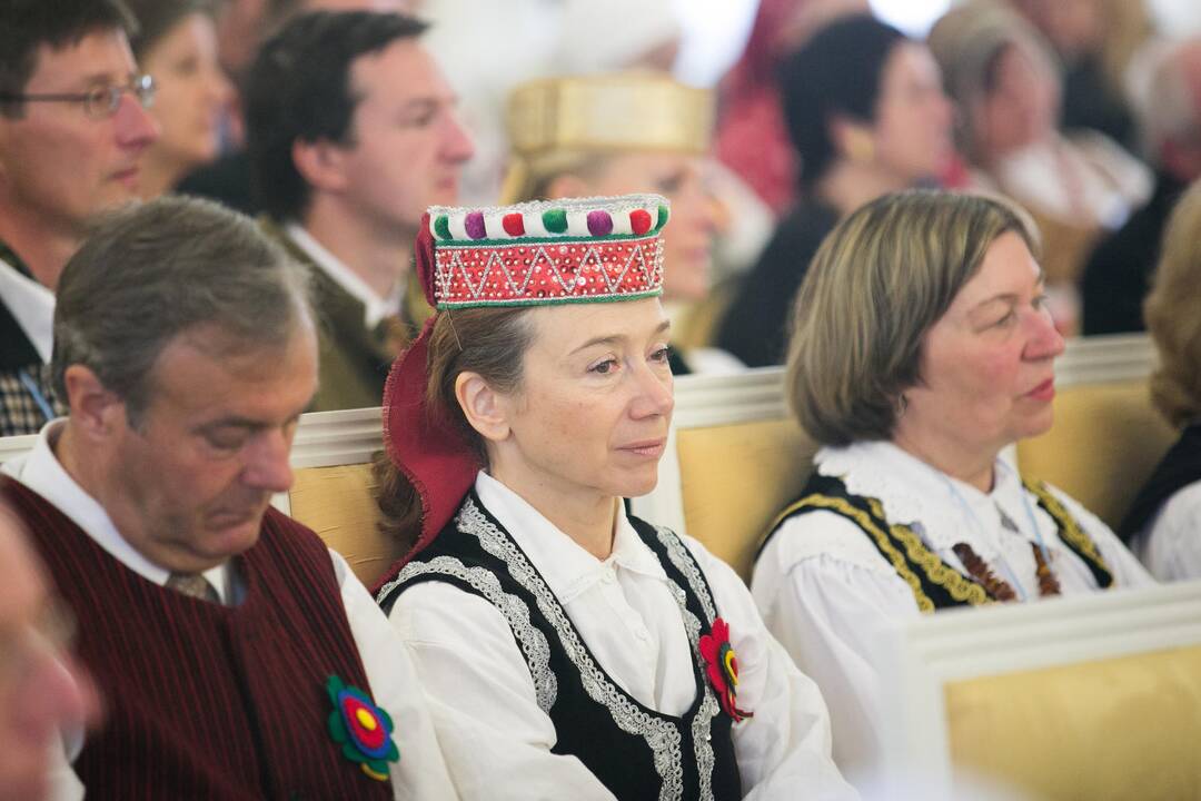 D. Grybauskaitė paskelbė Dainų šventės pradžią