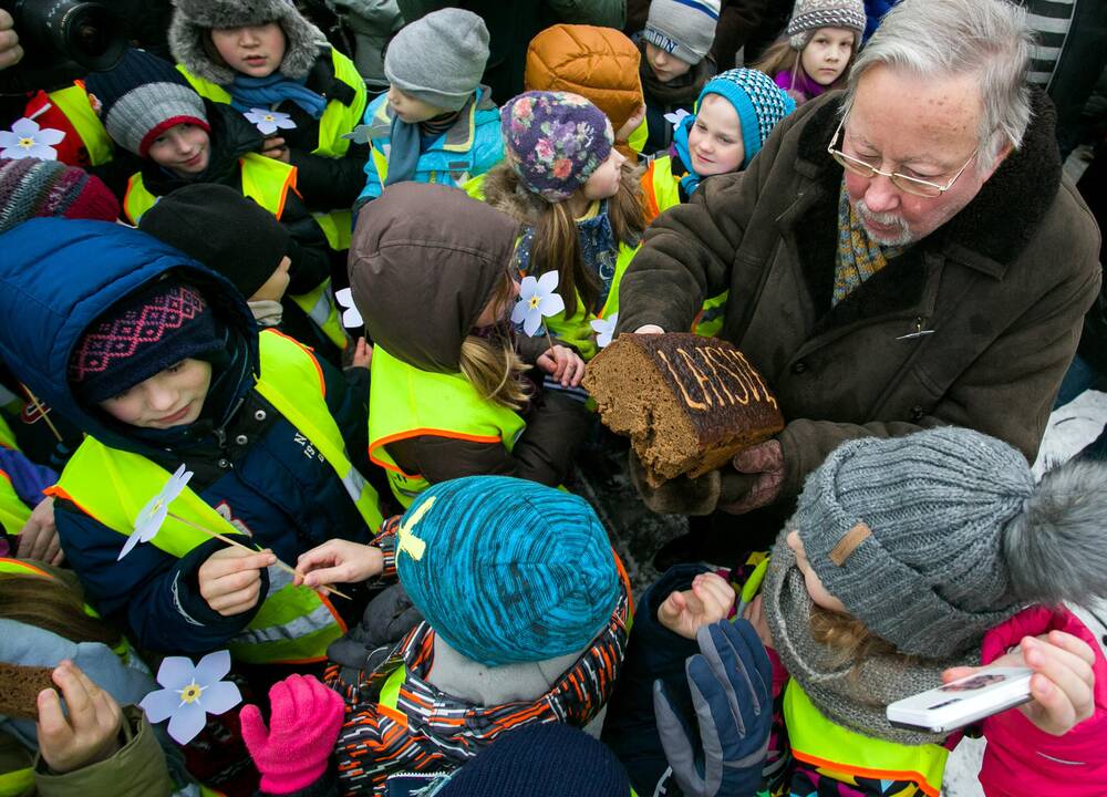 Neužmirštuolių pieva Laisvės gynėjams