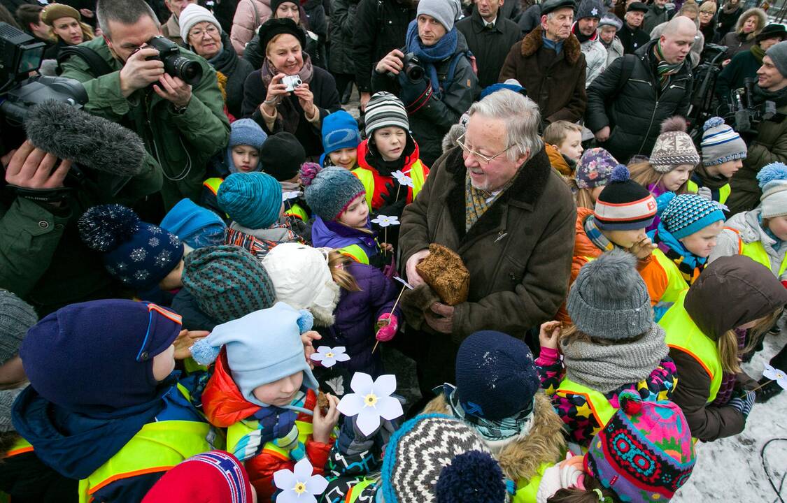 Neužmirštuolių pieva Laisvės gynėjams