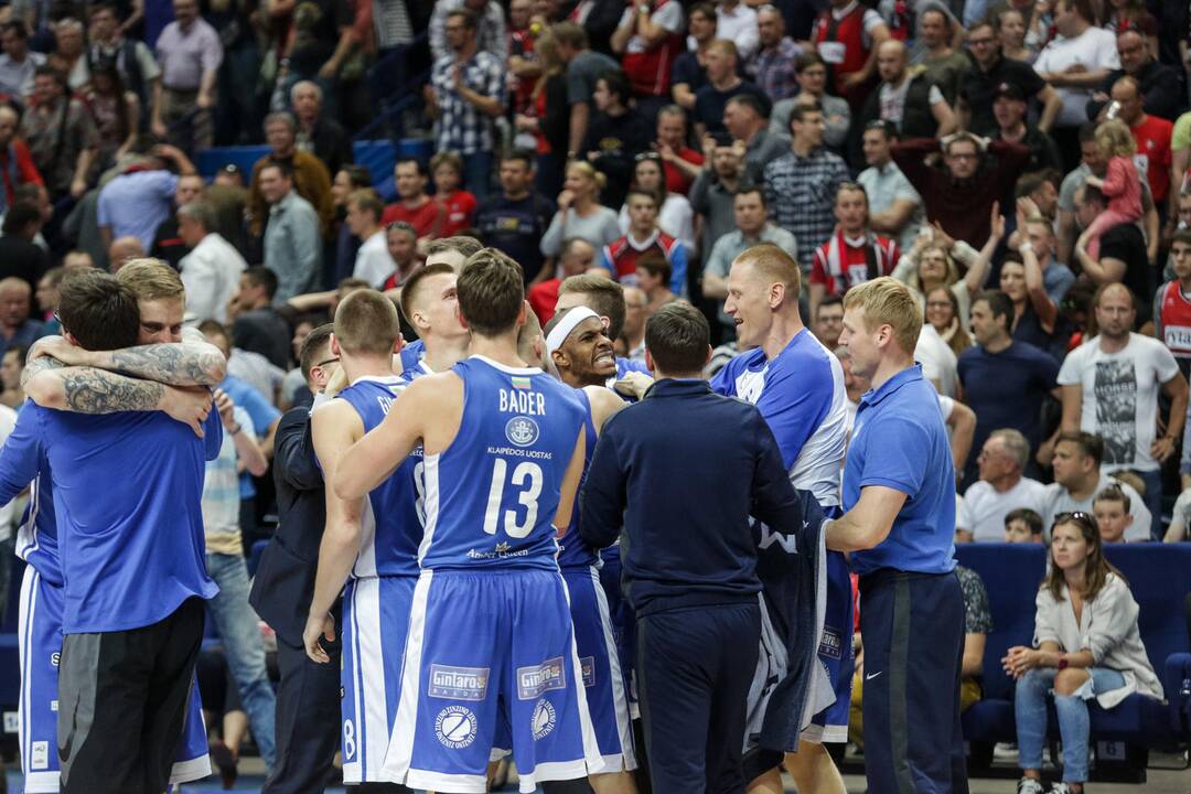 LKL pusfinalis: „Lietuvos rytas“ – „Neptūnas“ 72:73