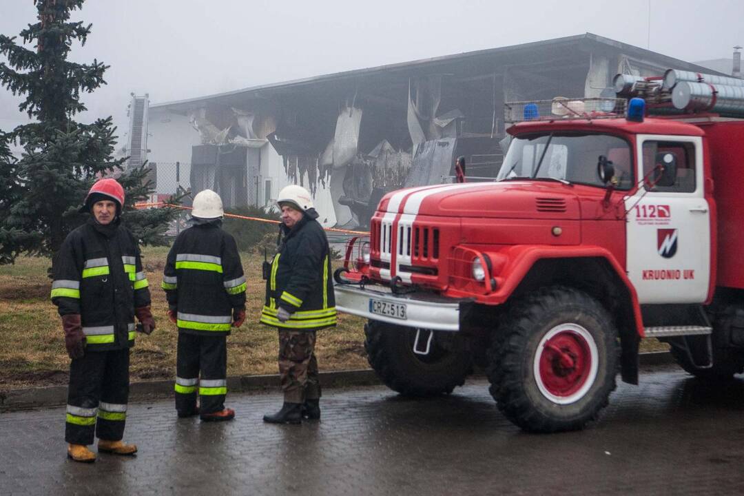 Gaisras įmonės "Nematekas" ceche