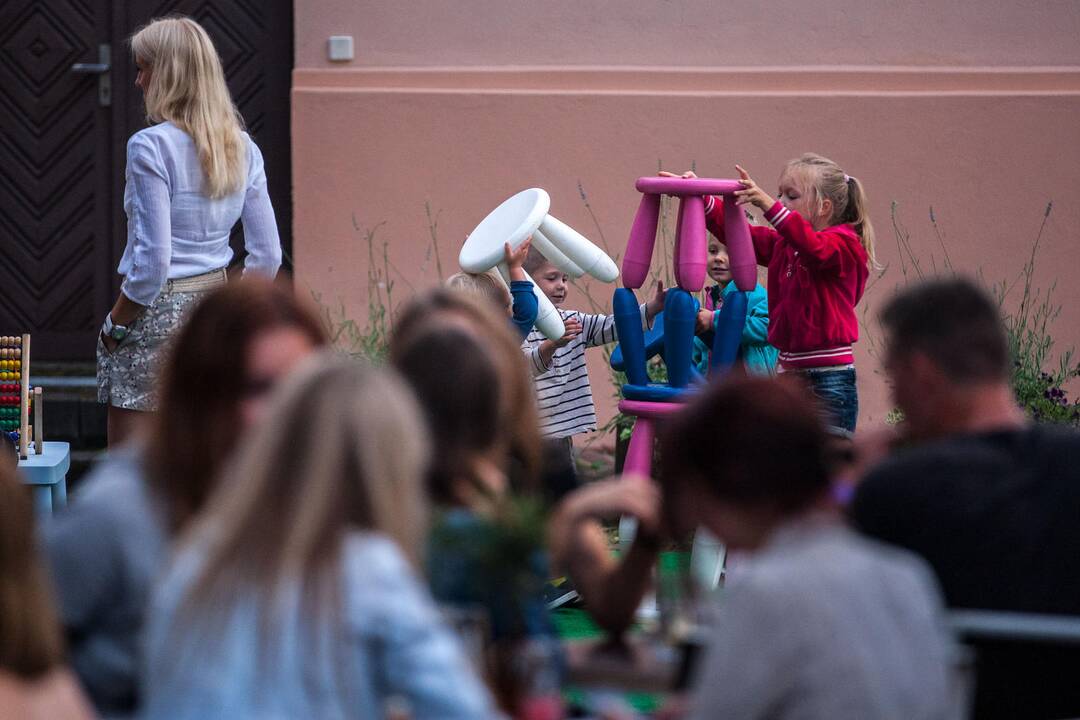 "Golden Parazyth" koncertas Ryšių muziejaus kiemelyje