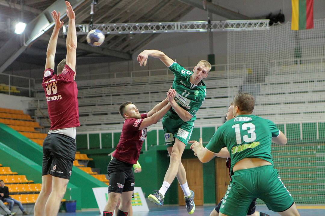 Rankinis: „Granitas-Karys“ – „Dragūnas“ 28:29