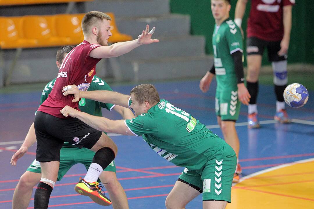 Rankinis: „Granitas-Karys“ – „Dragūnas“ 28:29
