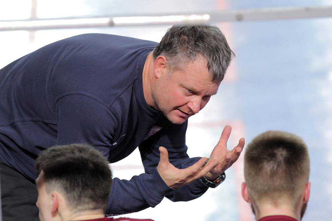 Rankinis: „Granitas-Karys“ – „Dragūnas“ 28:29