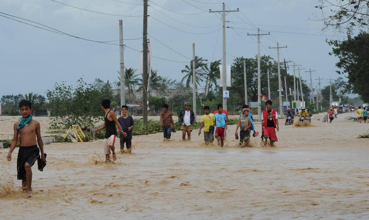 Filipinuose – taifūnas „Koppu“