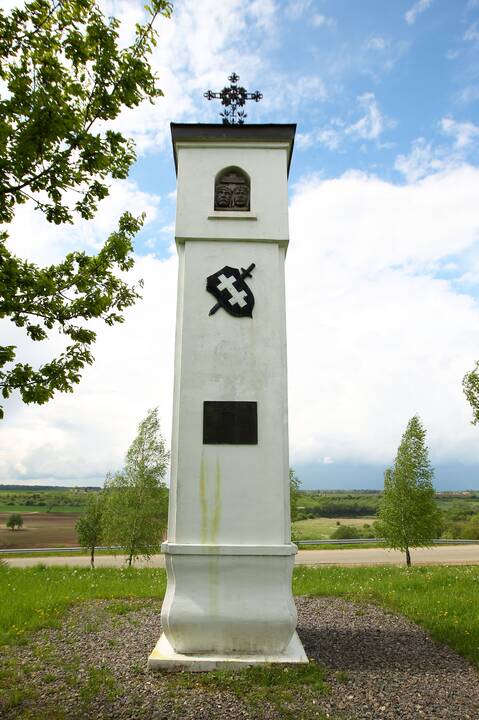 Babtai – tarp Nevėžio ir autostrados
