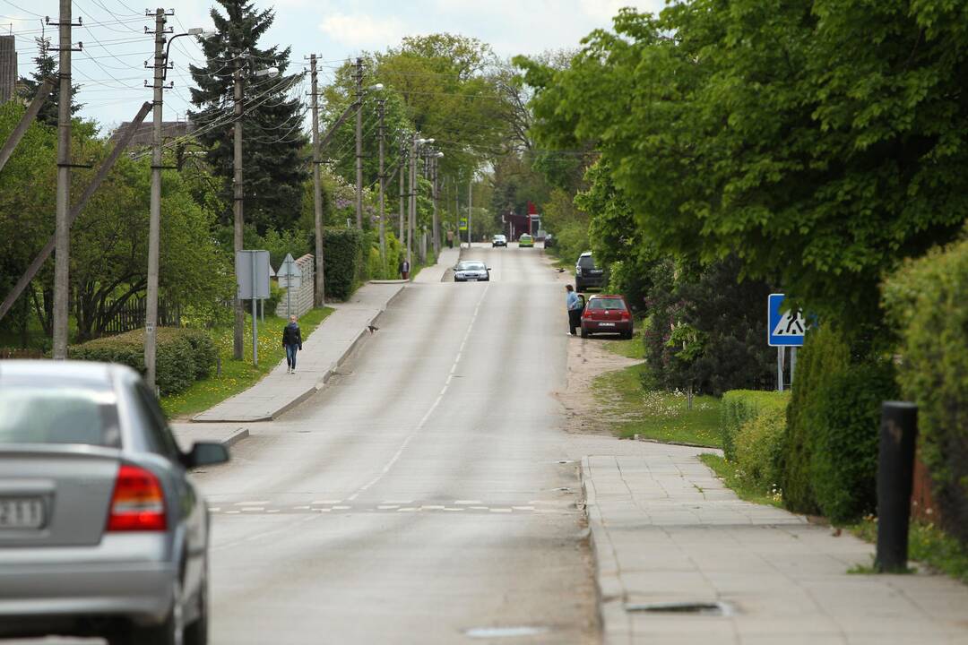Babtai – tarp Nevėžio ir autostrados