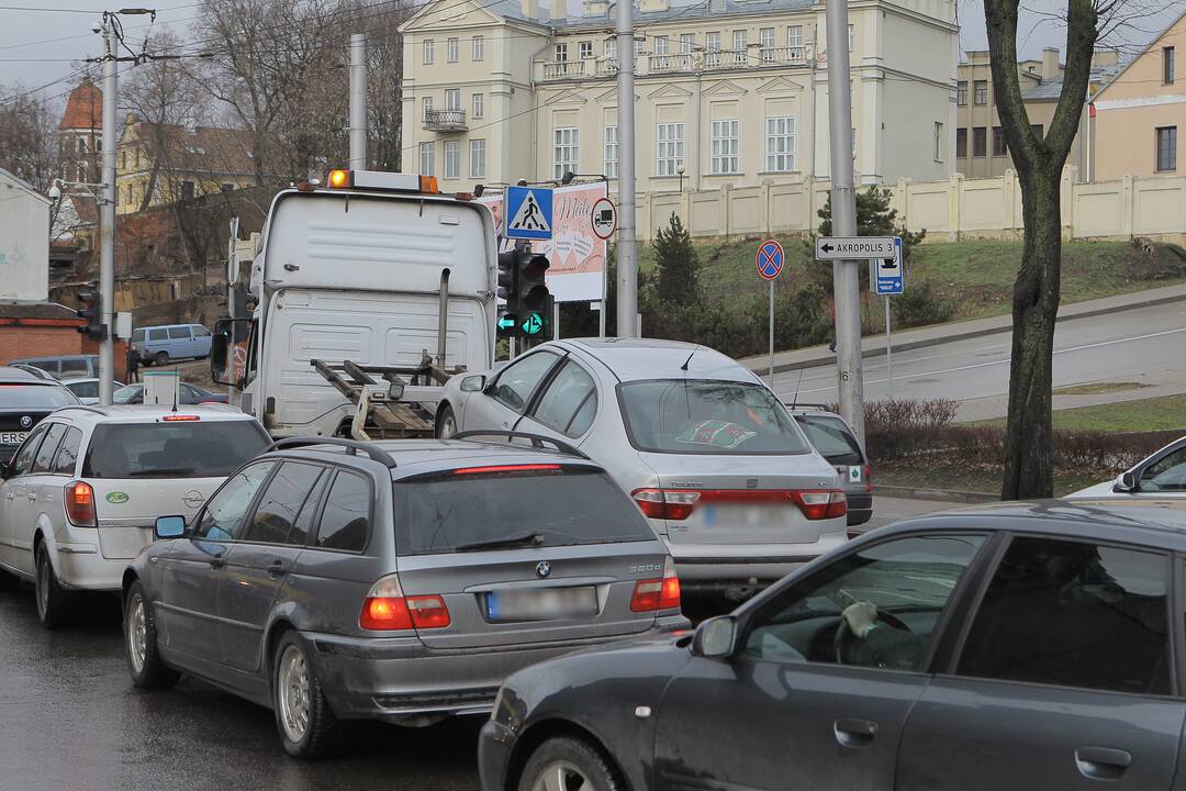 Kaune susidūrė keturi automobiliai