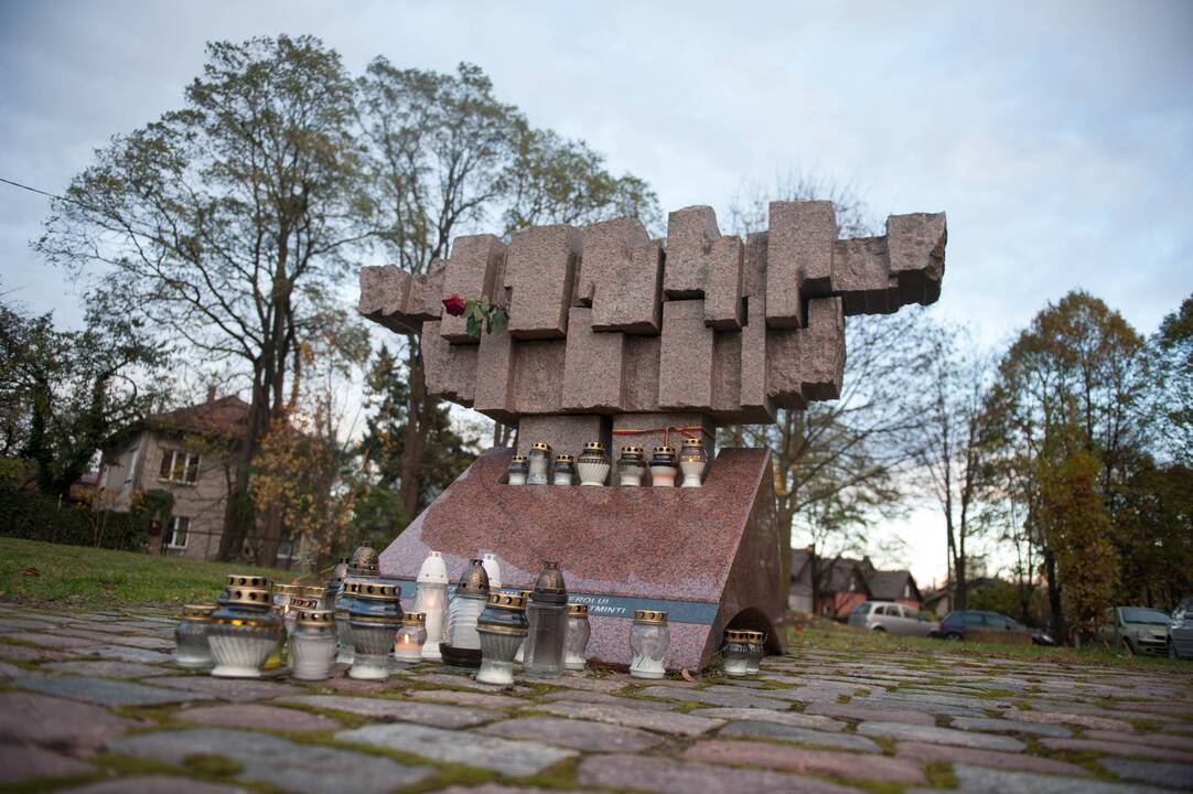 Auksutė Ramanauskaitė-Skokauskienė ir Kazys Starkevičius