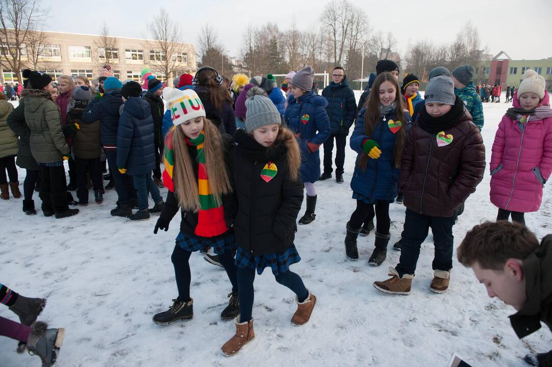 Gimnazistų sveikinimai Lietuvai