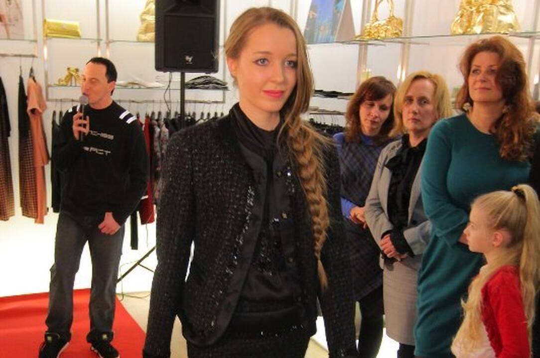 A.Kandelis, Mino ir grupė "Kitokios" demonstravo Italija dvelkiančią kolekciją