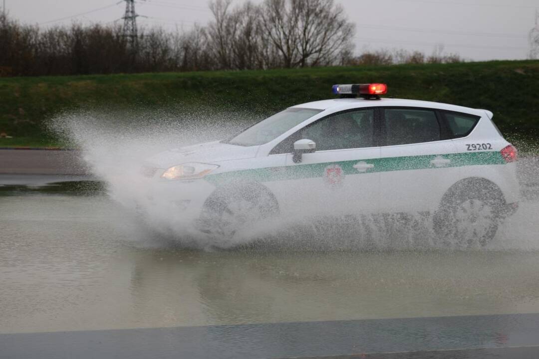 Policijos kursantams – neeiliniai mokymai