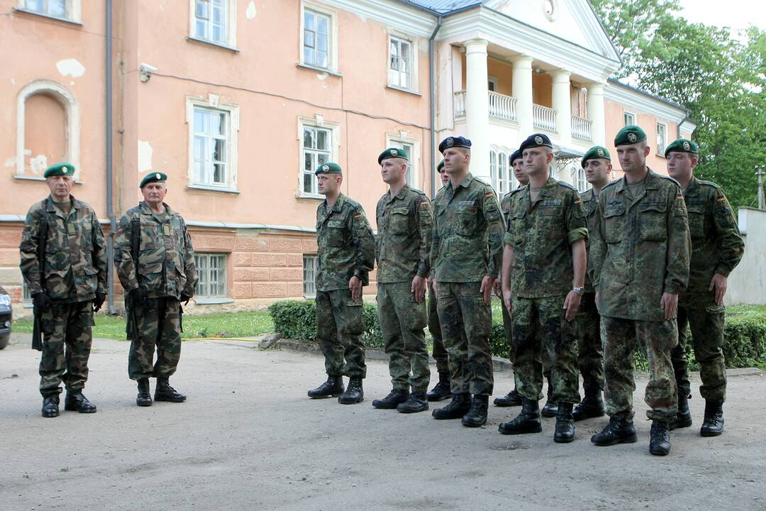 Fredoje sutvarkyti vokiečių karių kapai