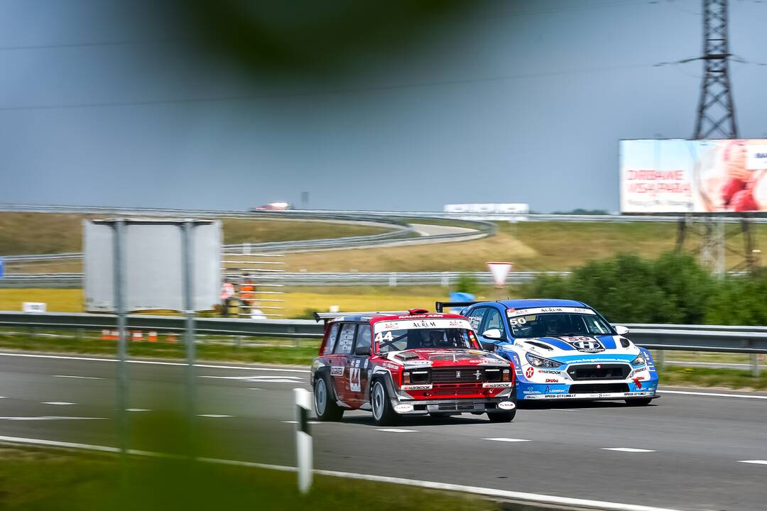1006 km lenktynių kvalifikacija