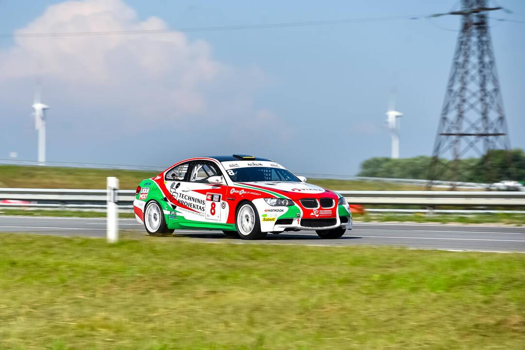 1006 km lenktynių kvalifikacija