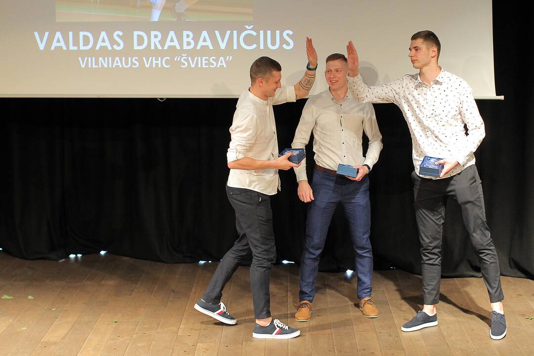 Lietuvos rankinio čempionatų apdovanojimai