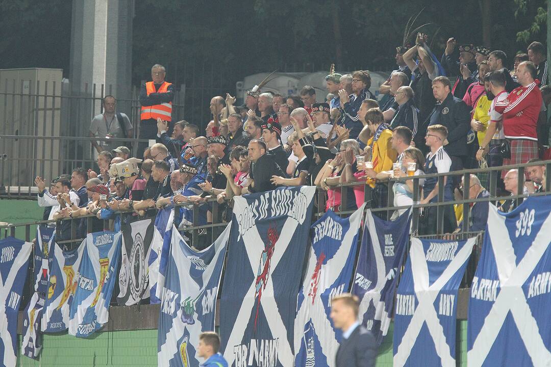 Futbolas: Lietuva – Škotija 0:3