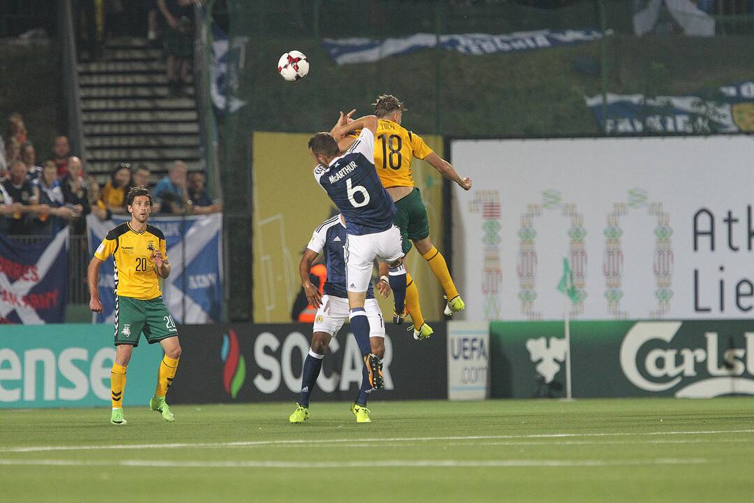 Futbolas: Lietuva – Škotija 0:3