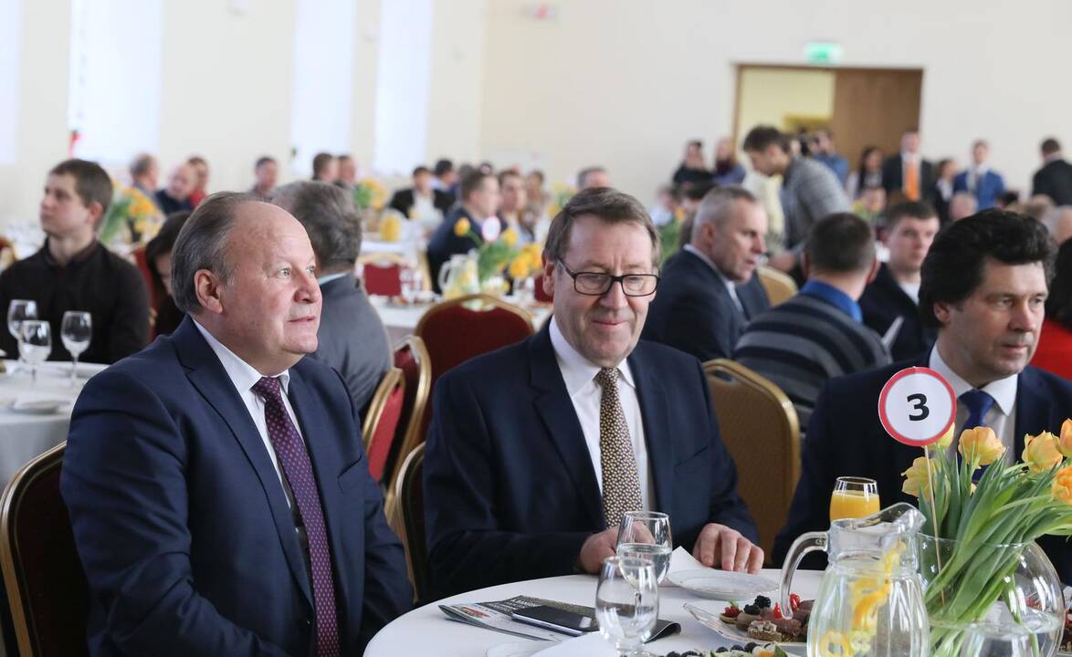 Žemdirbių konferencija Raudondvario dvare