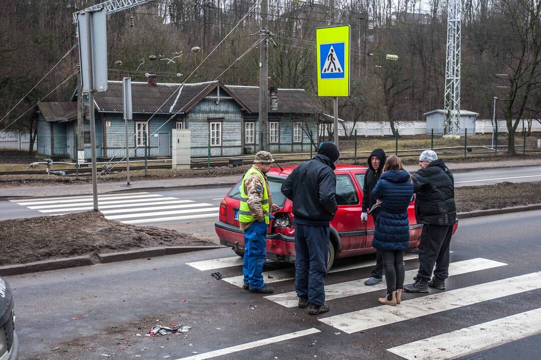 Masinė avarija Tunelio gatvėje